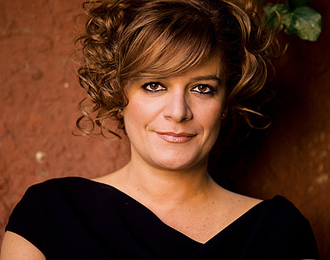 users_0_18_julia-pinheiro-7a3c.jpg