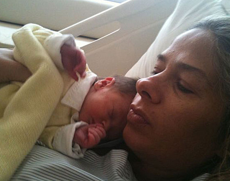 Adriane Galisteu com o filho, Vittorio