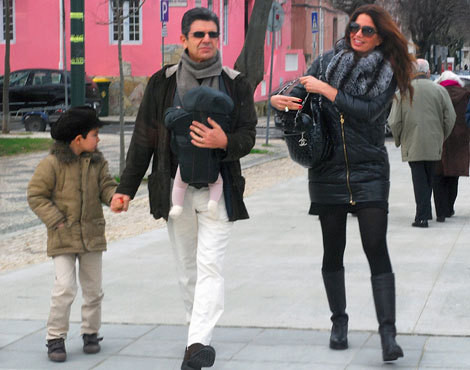 Manuel Maria Carrilho e Bárbara Guimarães com os filhos