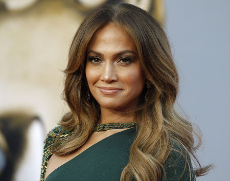 users_0_10_jennifer-lopez-dc33.jpg