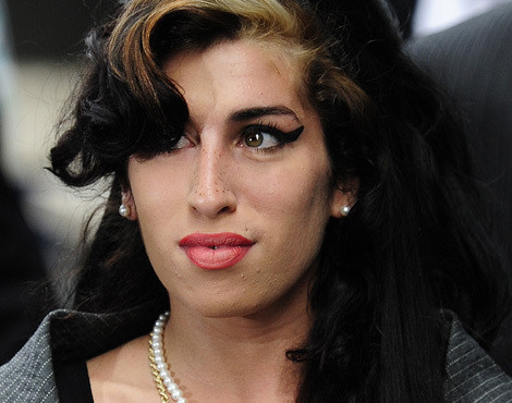 users_0_10_amy-winehouse-dd27.jpg