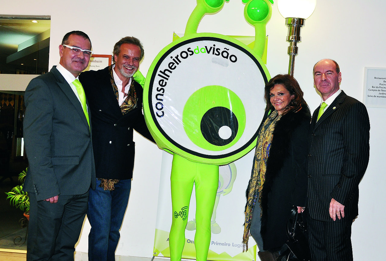 Paulo Costa, Ricardo Carriço, Rita Ribeiro e Rafael Claro da Silva.jpg