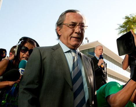 Carlos Cruz