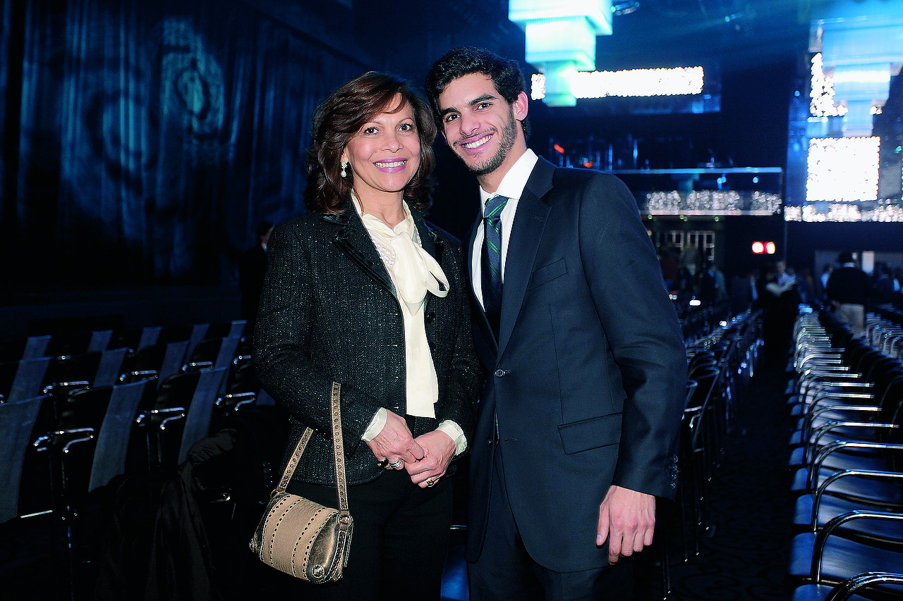 Margarida Mercês de Mello com o filho David.jpg