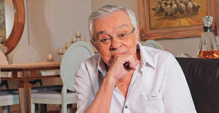 img-352117-morre-no-rio-o-humorista-chico-anysio.jpg