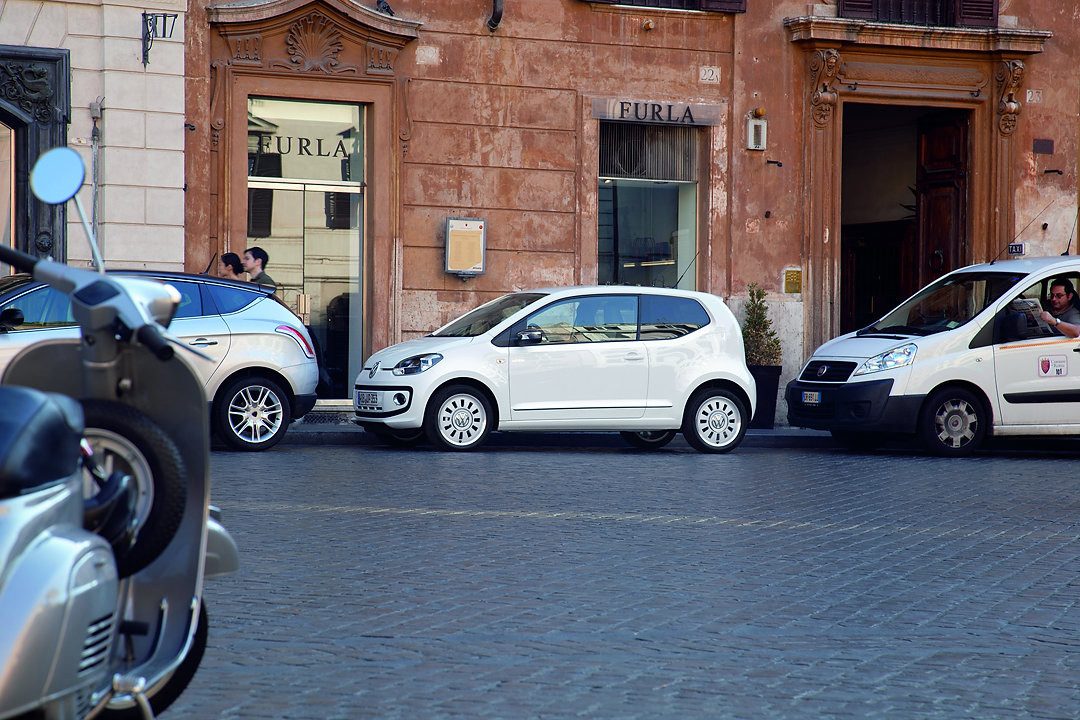 DB2011AU01302_medium_1.jpg