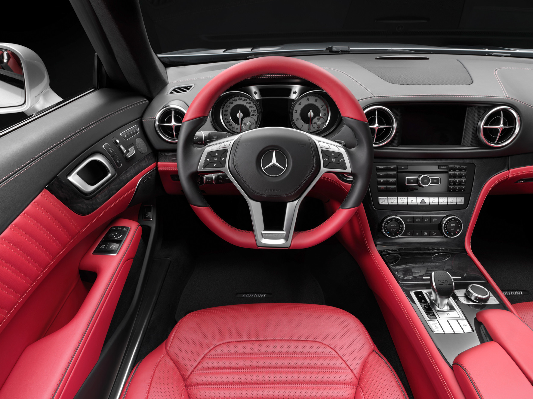 Novo Classe SL - Interior.jpg