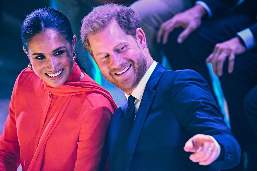 Príncipe Harry terá, alegadamente, dito "coisas desagradáveis" sobre a rainha Camilla