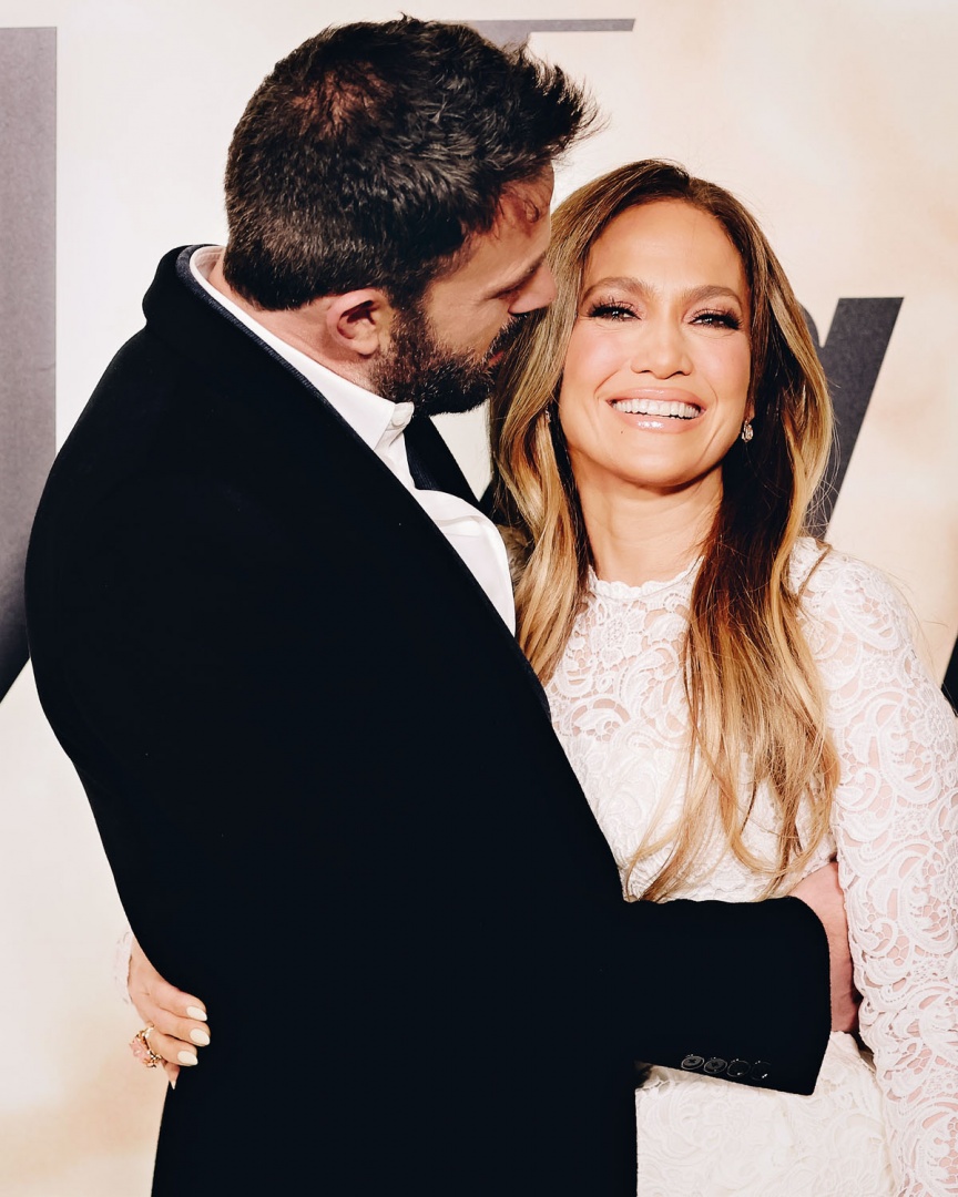 Jennifer Lopez e Ben Affleck celebram 1.º aniversário de casamento com jantar romântico
