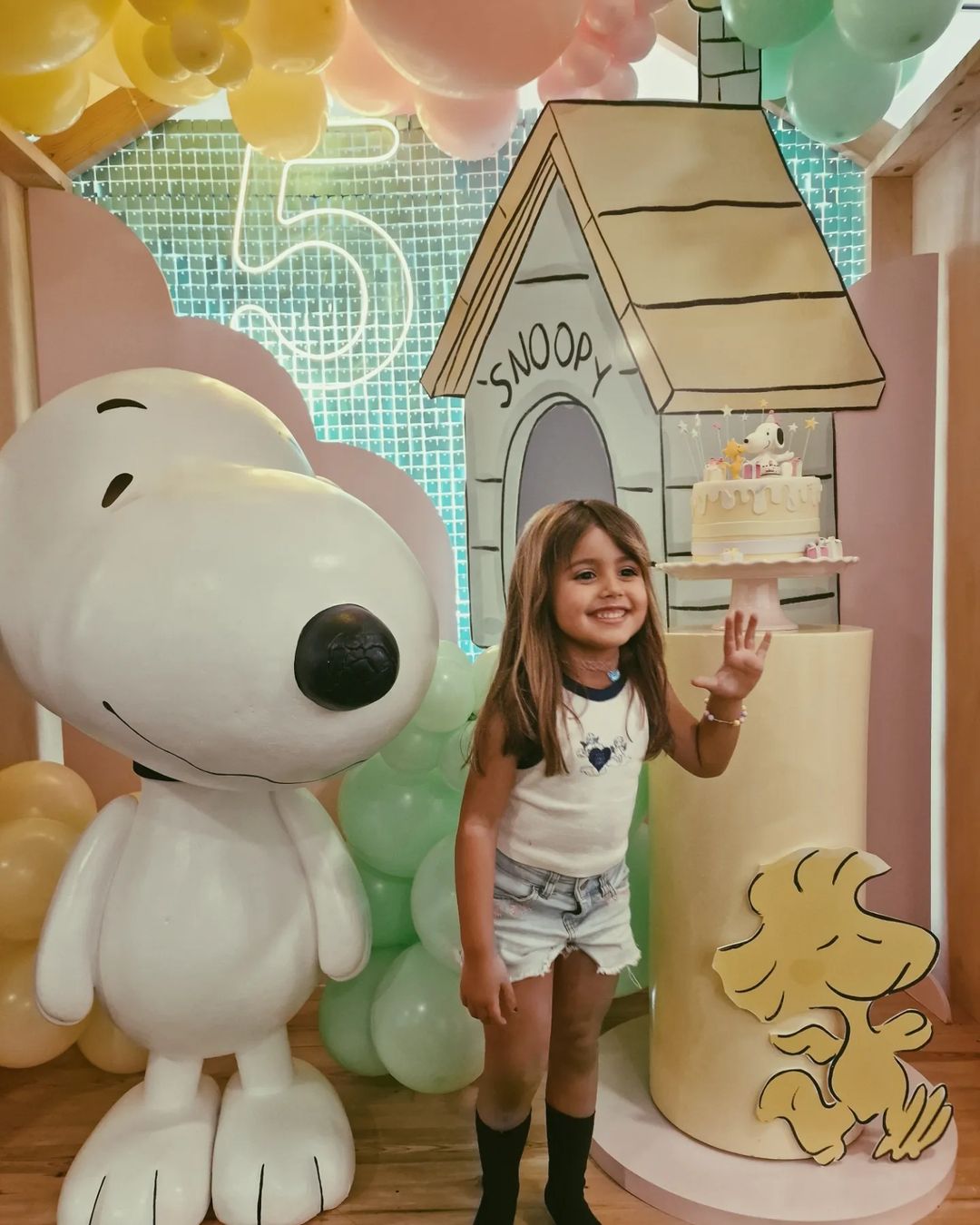 Carolina Patrocínio celebra aniversário da filha 
