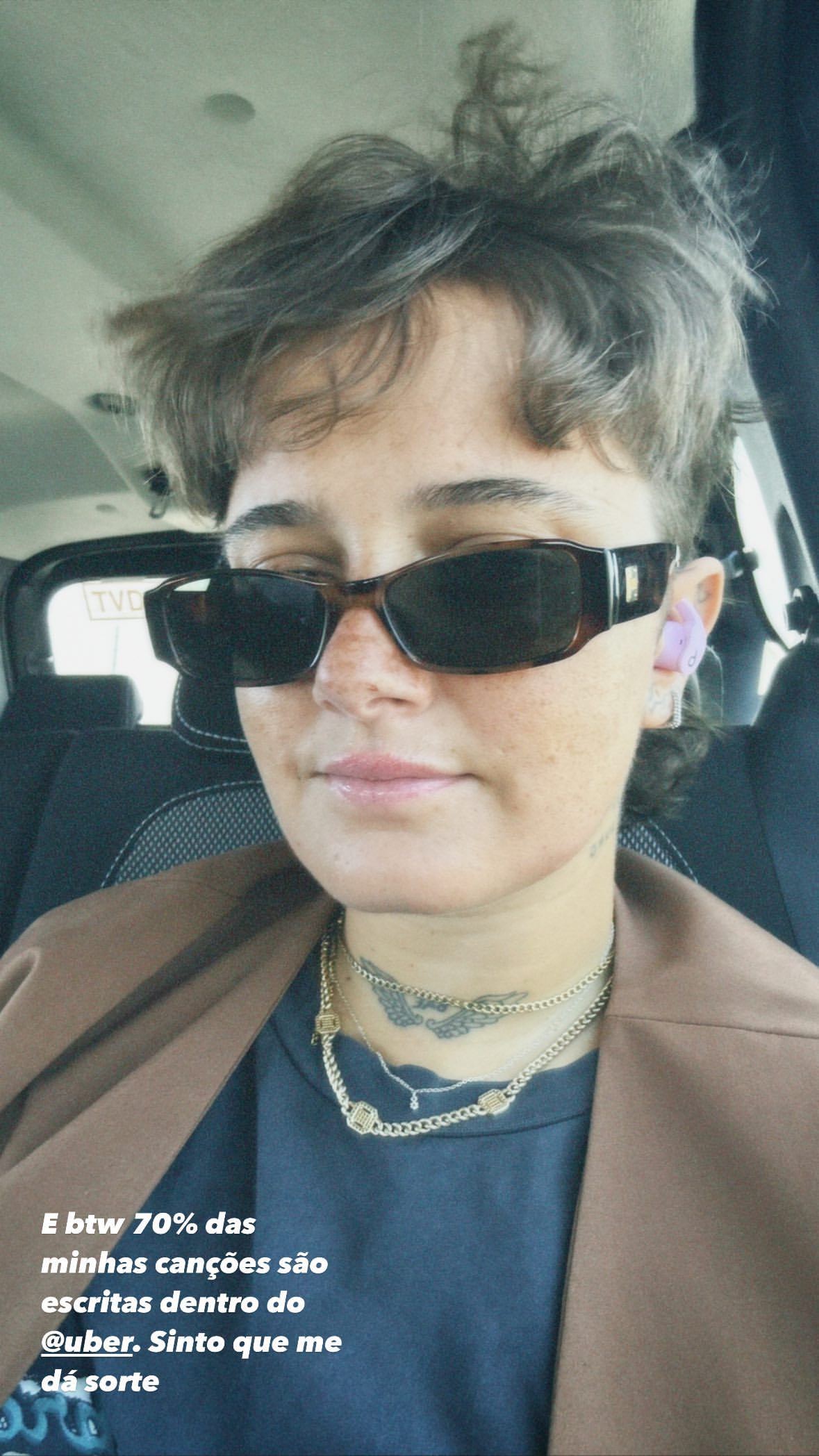 Carolina Deslandes revela local inesperado em que escreve maioria das canções