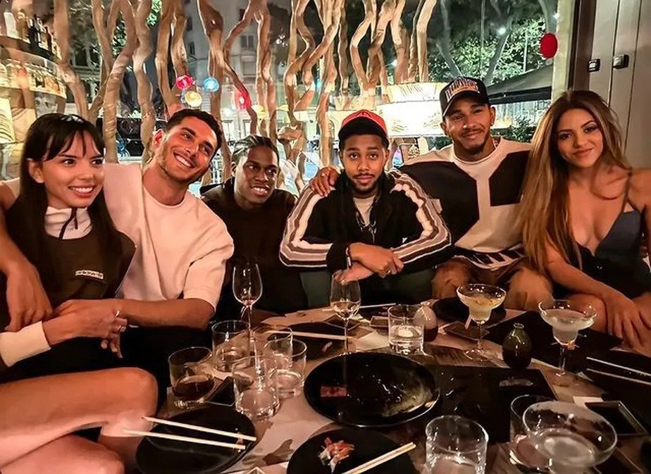 Shakira e Lewis Hamilton: romance à vista