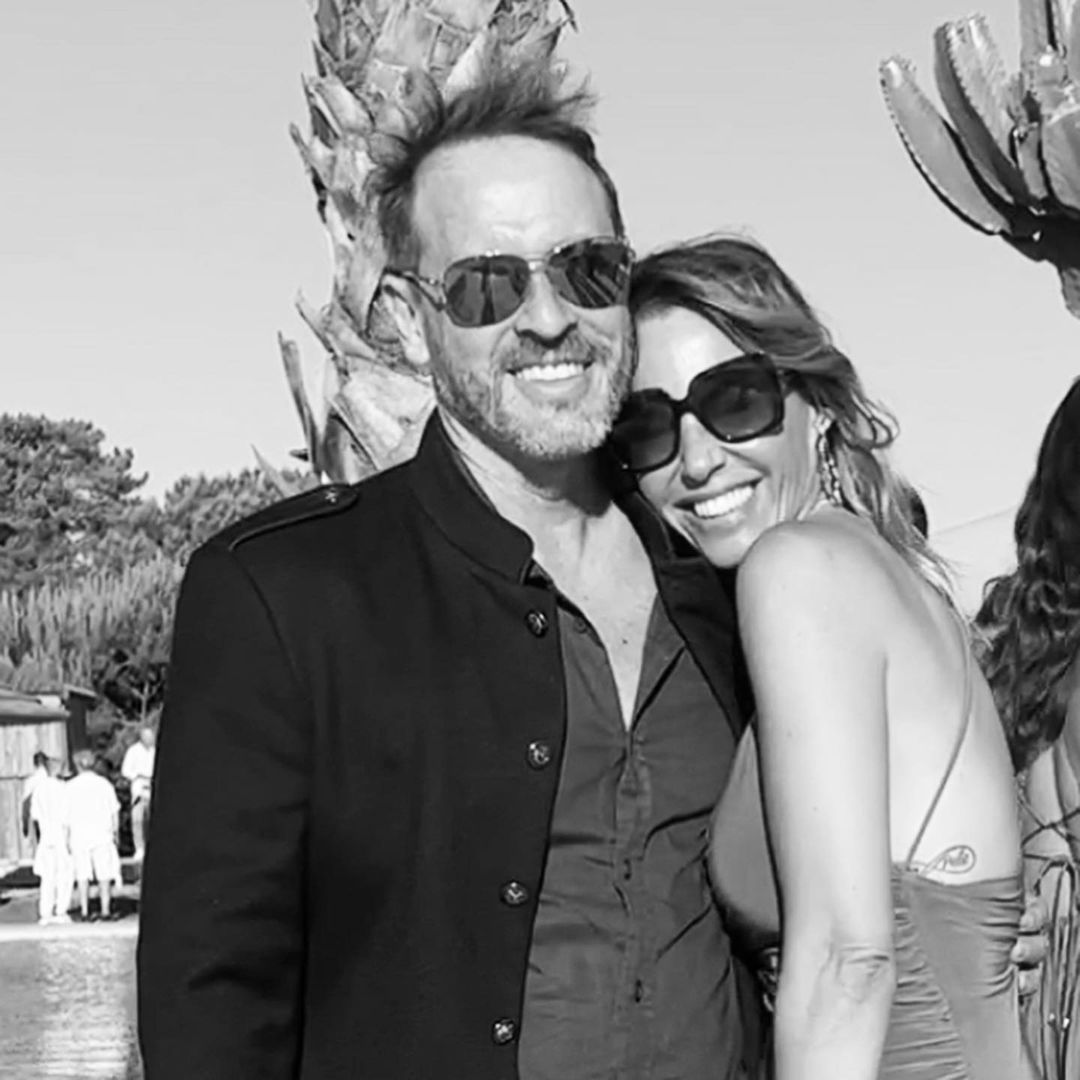 Rita Andrade e Chakall apaixonados em casamento de amigos