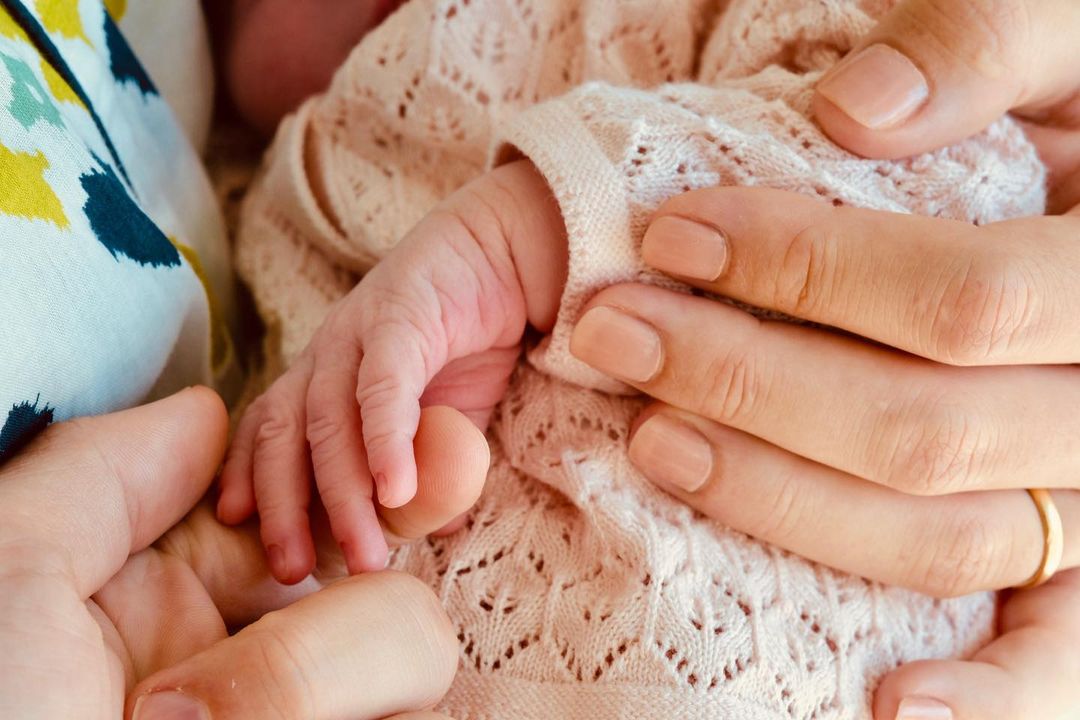 Já nasceu Vera, a primeira filha de Sara Salgado e Diogo Pereira Coutinho