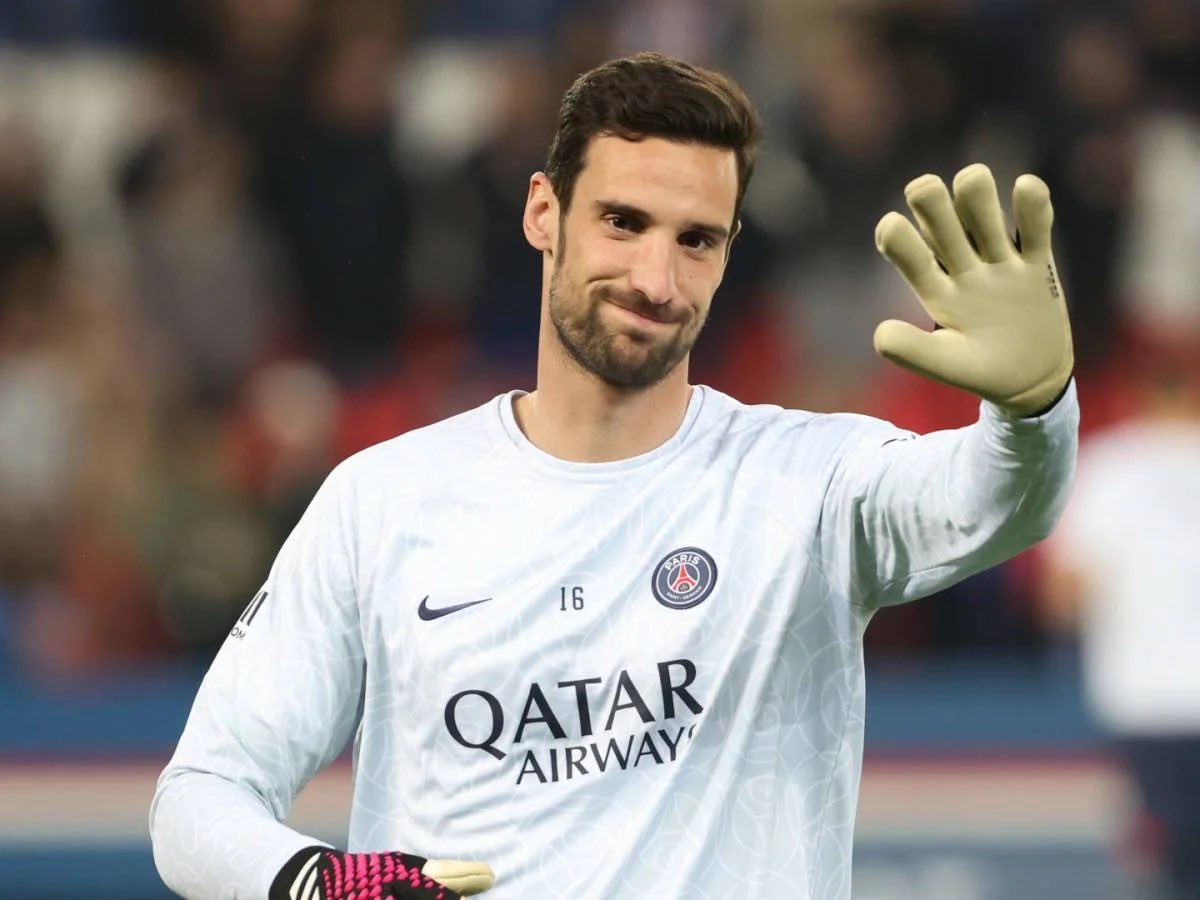 Sergio Rico operado com sucesso
