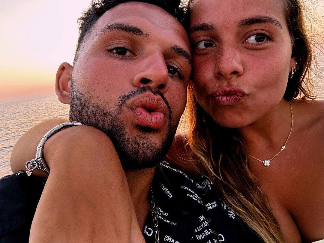 Gonçalo Ramos de férias com a namorada em Santorini