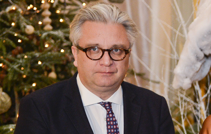 Príncipe laurent da Bélgica acusado de fraude, extorsão e tráfico de influências