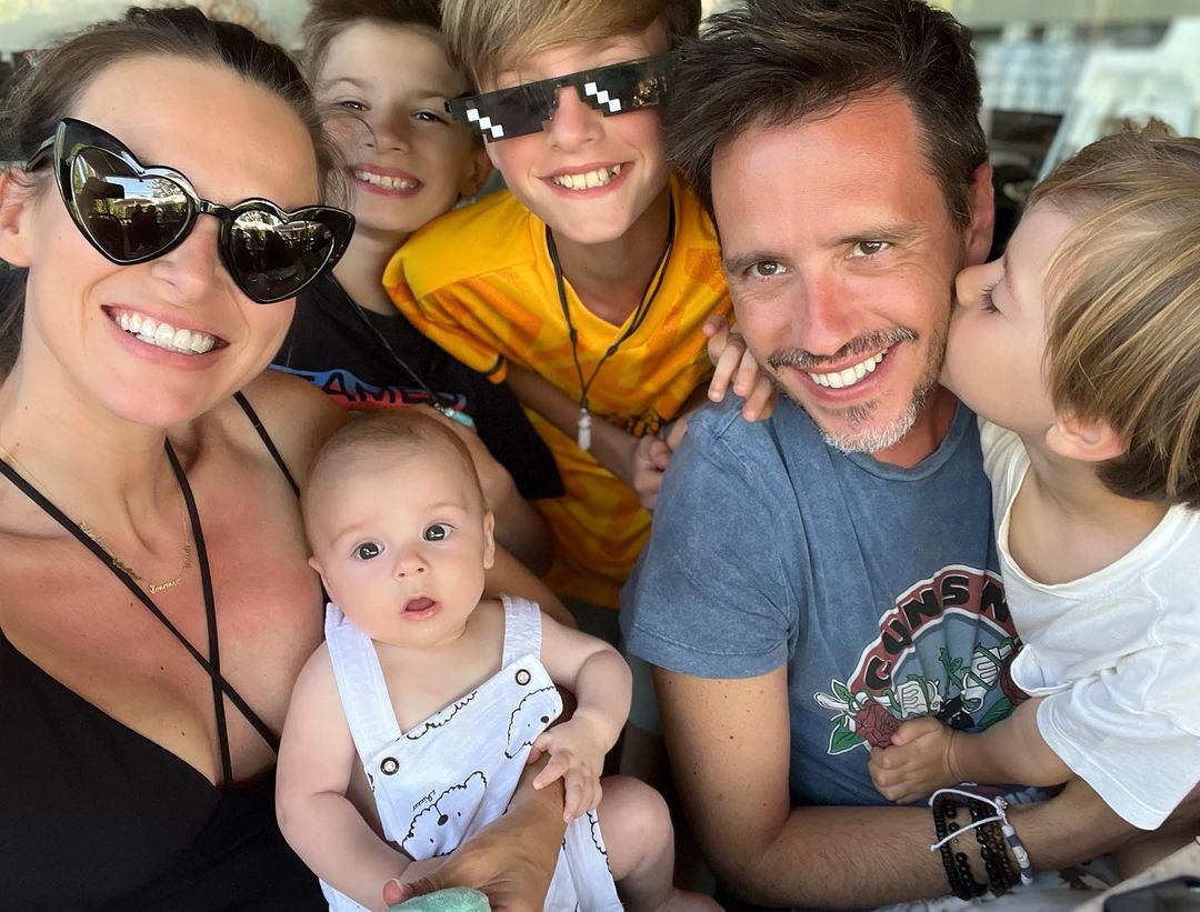 Núria Madruga, Vasco Silva e os quatro filhos
