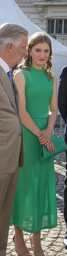 Os quatro "looks" da Princesa Elisabeth da Bélgica em 24 horas