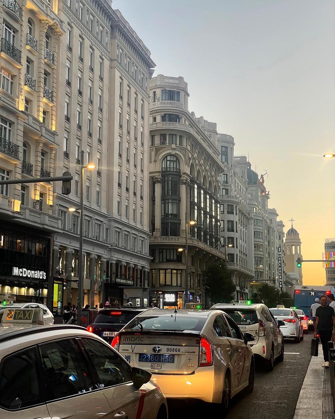 O aotr partilhou imagens da viagem nas redes sociais
