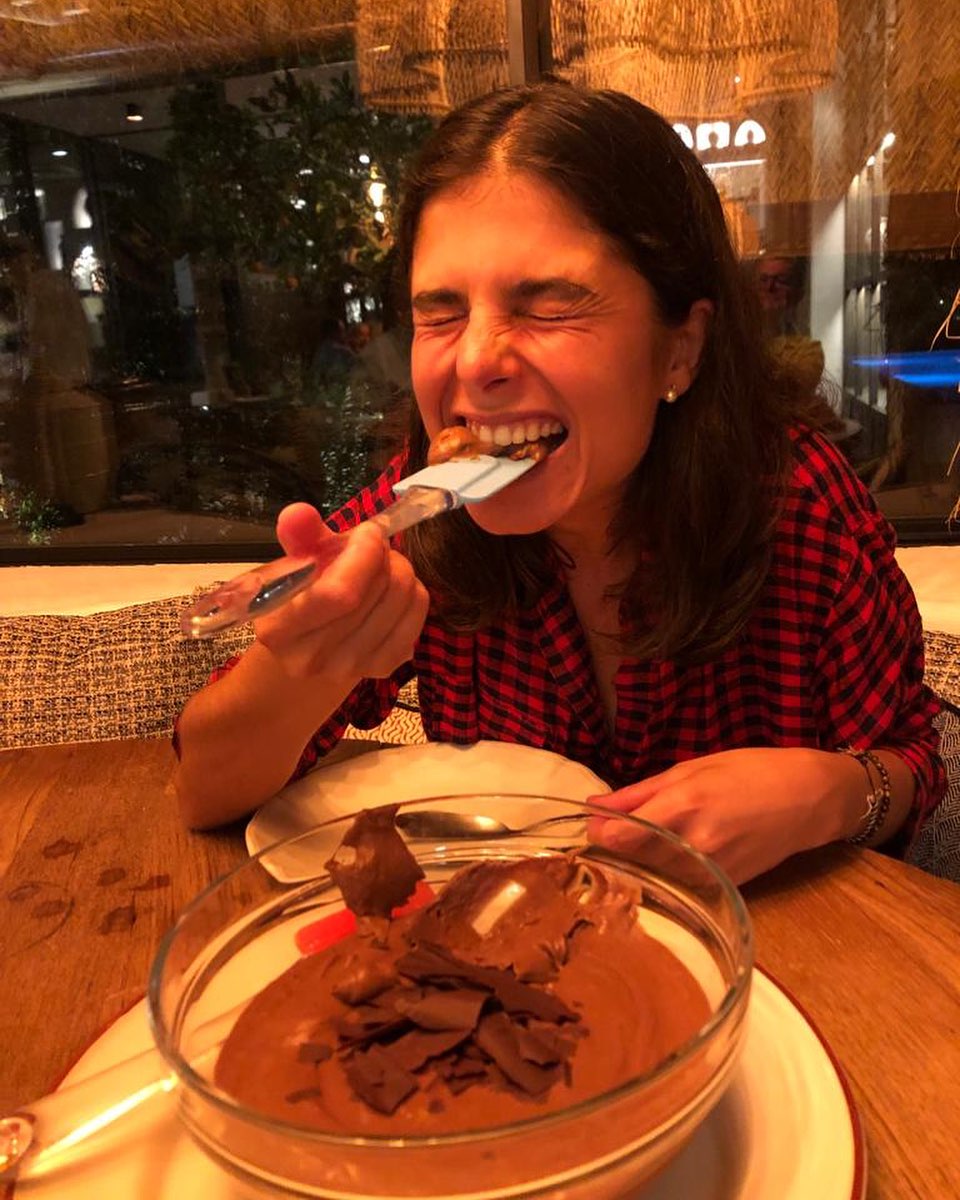De férias no Algarve, Júlia Pinheiro celebra conquista da filha 