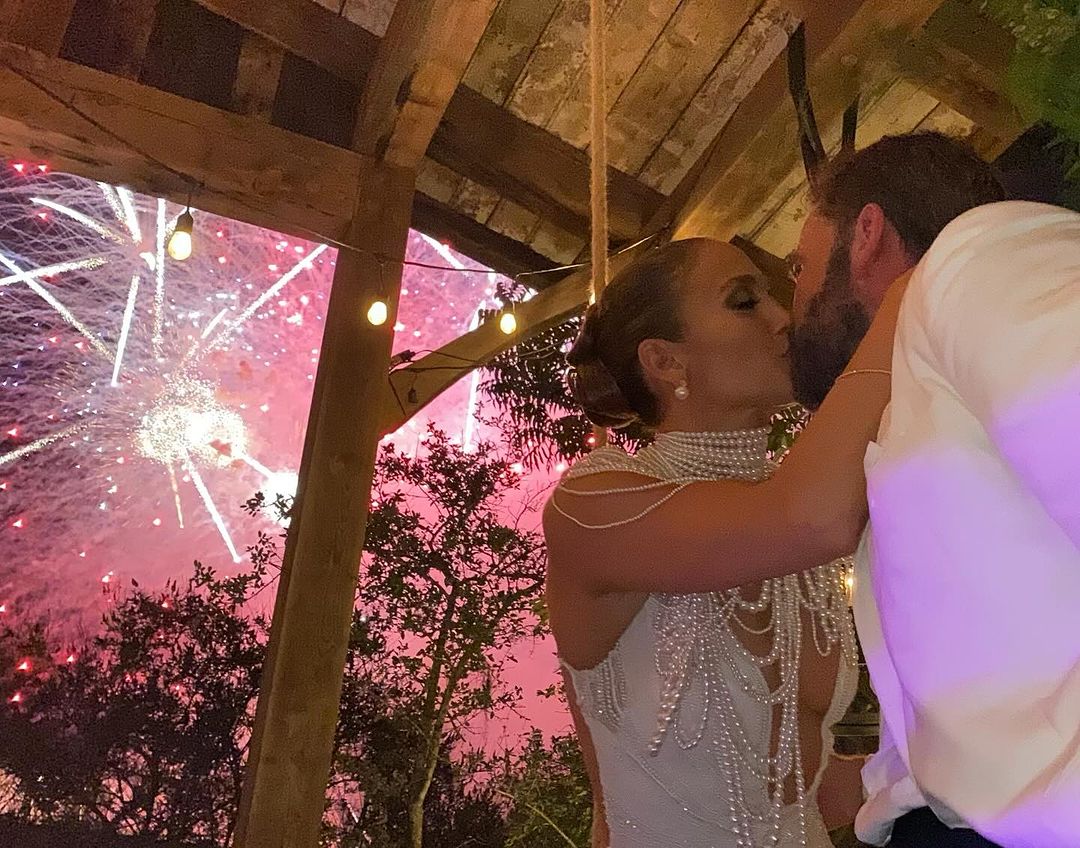 JLo e Ben Affleck na festa de casamento
