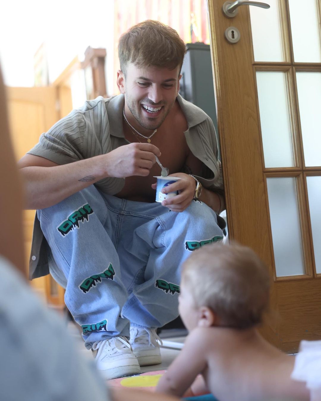David Carreira derretido com o filho
