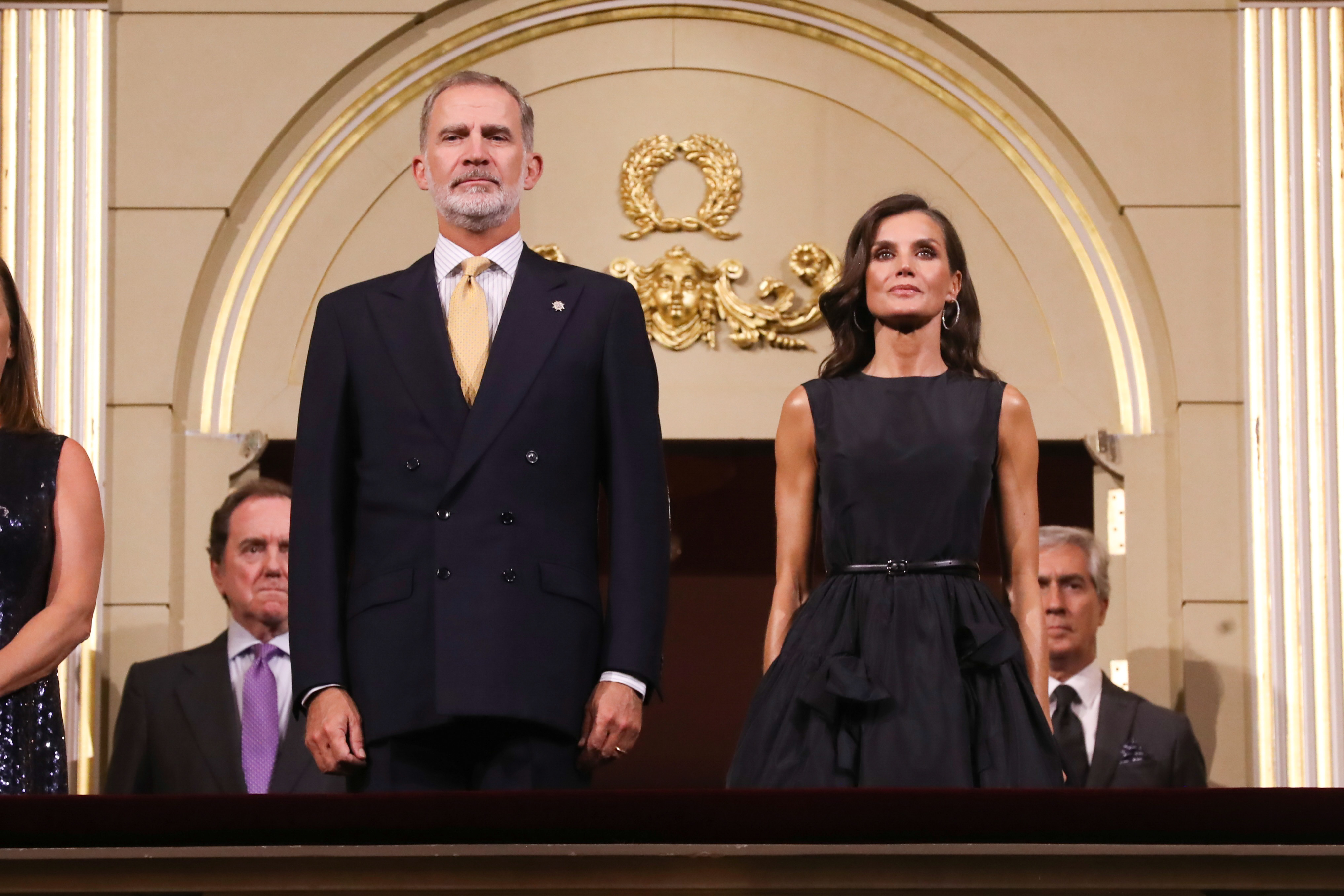 Letizia recupera um dos seus visuais mais aplaudidos inspirado nos anos 50