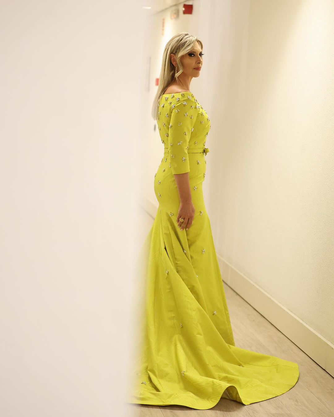Clara de Sousa volta a apostar numa cor impactante