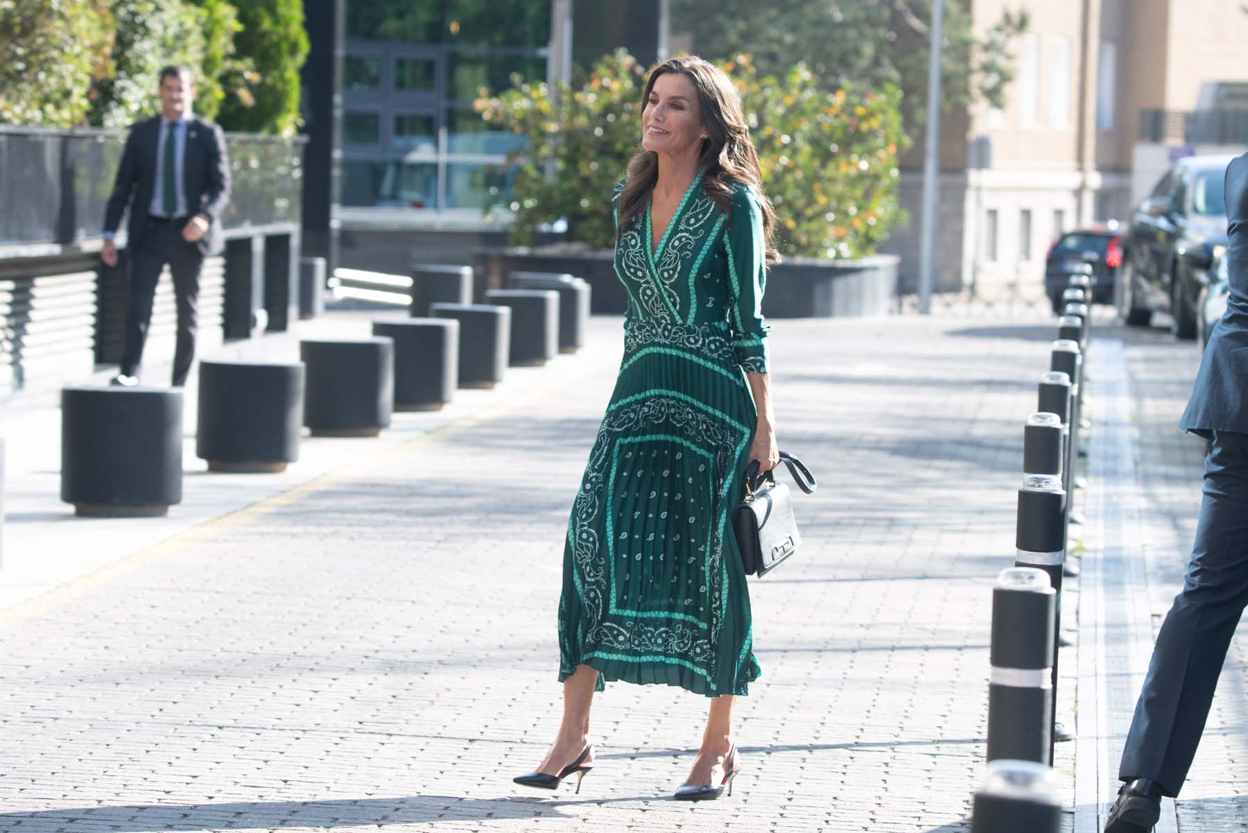 Letizia recupera vestido verde-esperança para falar de saúde mental 
