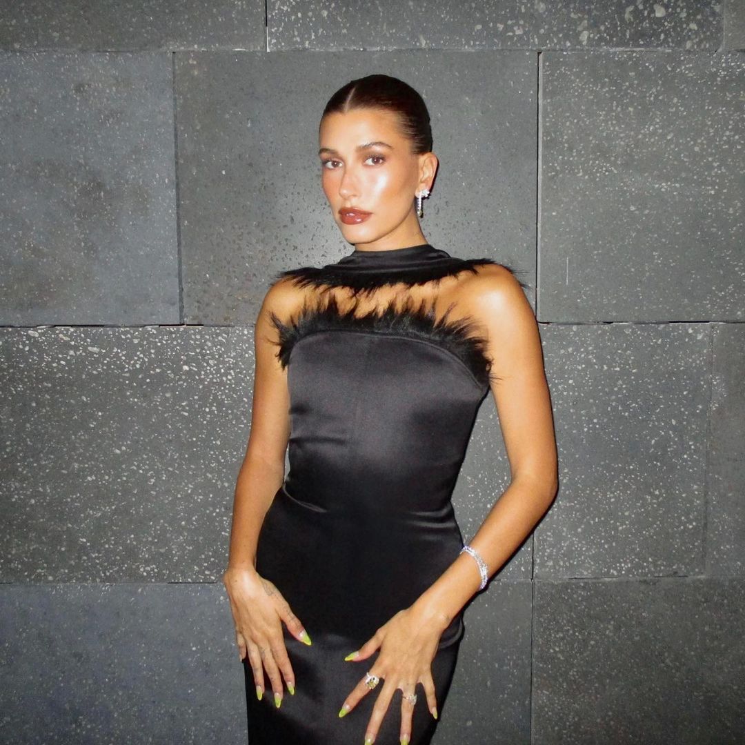 Hailey Bieber esclarece rumores de gravidez