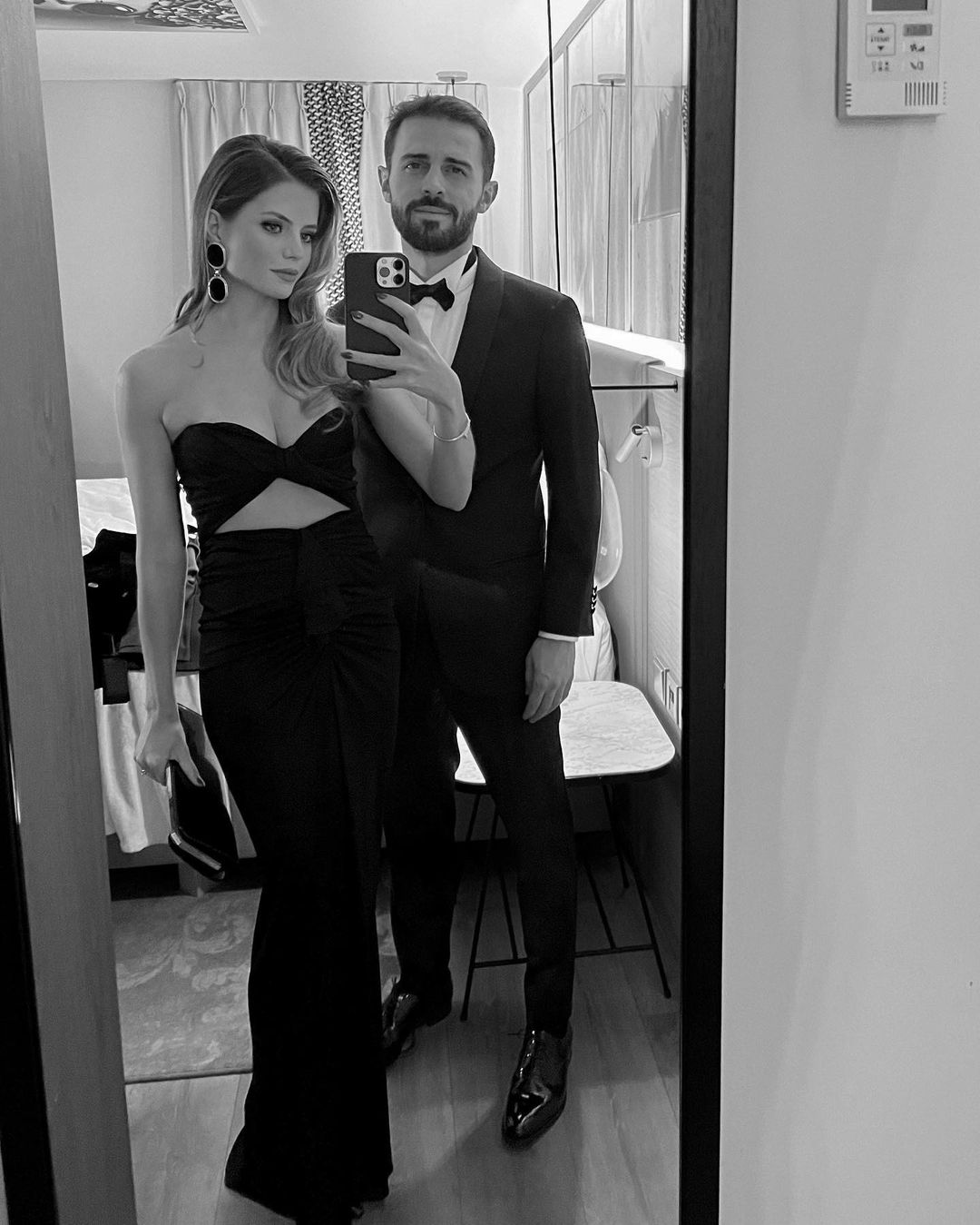 Ao lado de Bernardo Silva, a eleg&acirc;ncia de In&ecirc;s Degener Tomaz dois meses depois de ter sido m&atilde;e