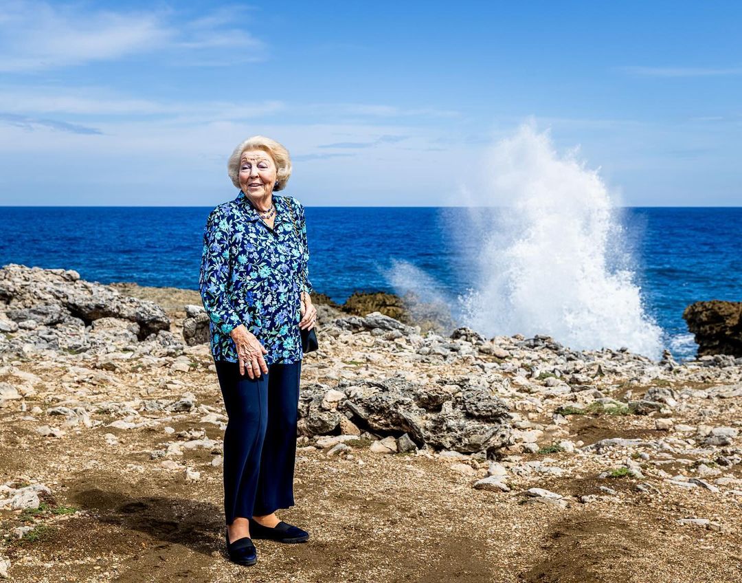 Os melhores momentos da visita da rainha Beatriz &agrave;s Cara&iacute;bas