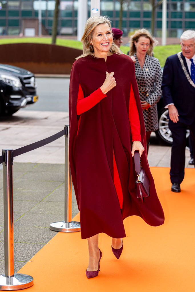Tal como Letizia, Máxima dos Países Baixos também rendida ao encarnado