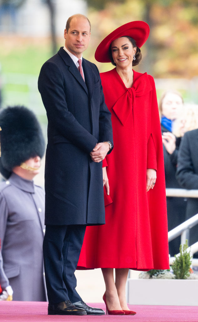 O olhar apaixonado de Kate para William