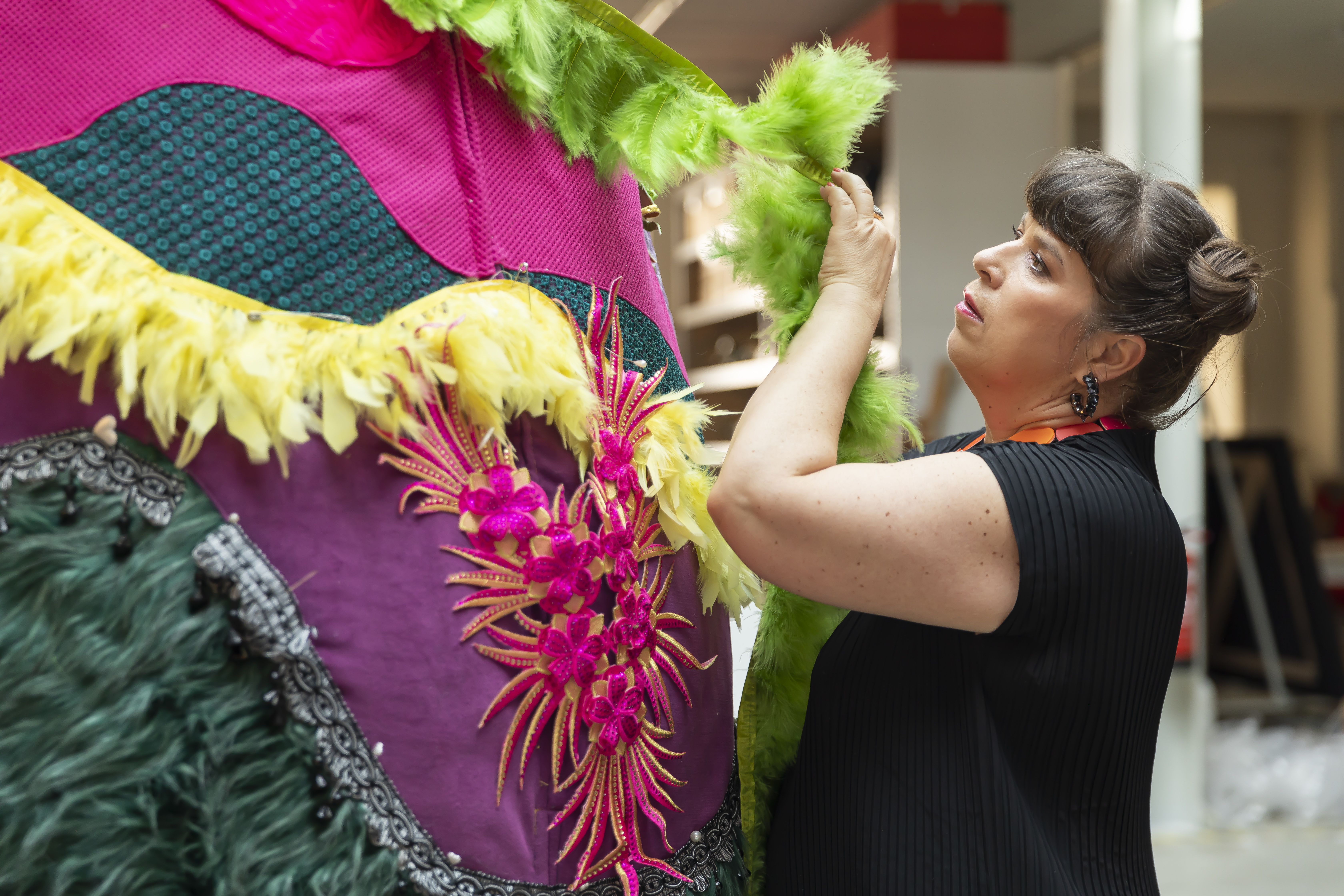 Extravagâncias é a maior exposição individual de Joana Vasconcelos no Brasil