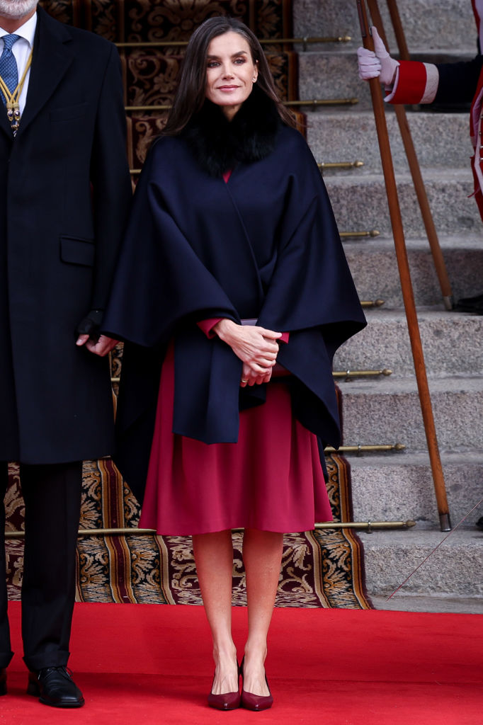 Letizia recupera vestido que usou em encontro com Carlos III