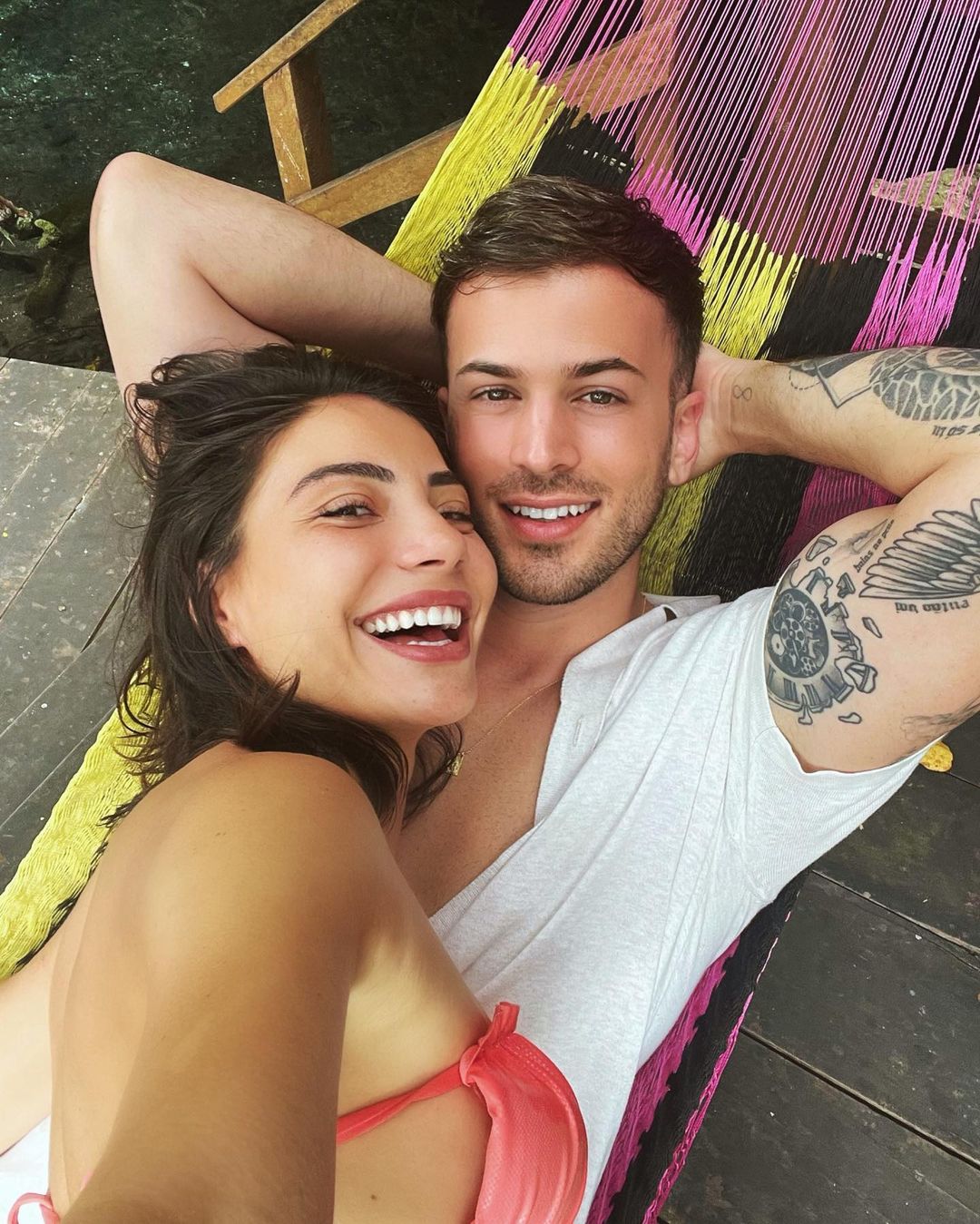 David Carreira e Carolina Carvalho apaixonados 
