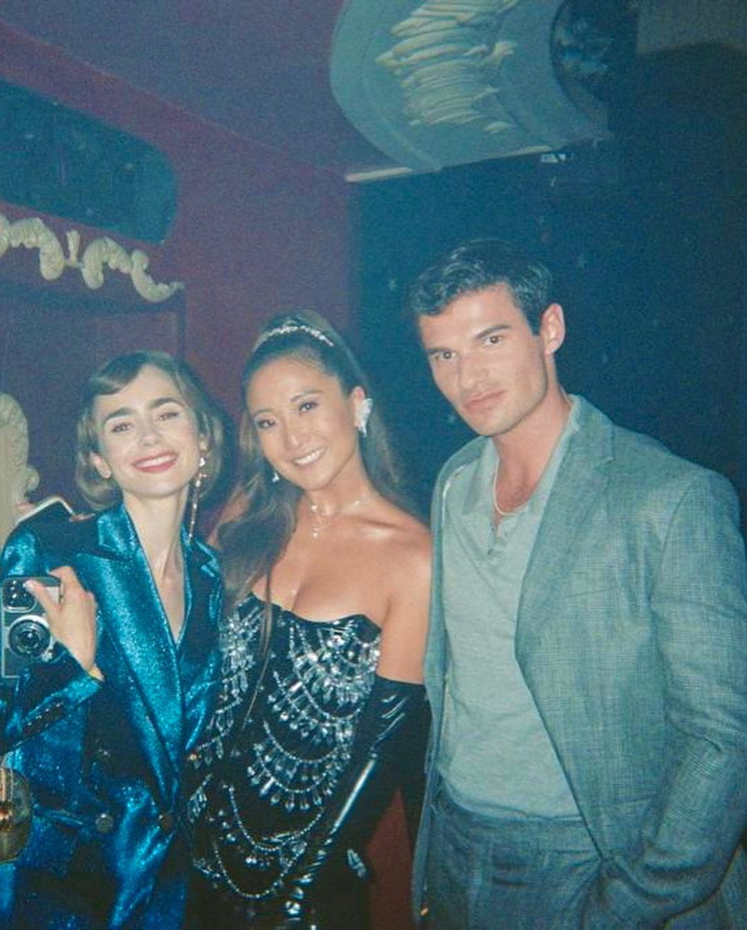 Atriz de "Emily in Paris" correu perigo de vida