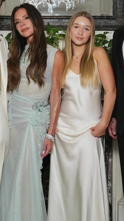 O novo visual de Harper Beckham