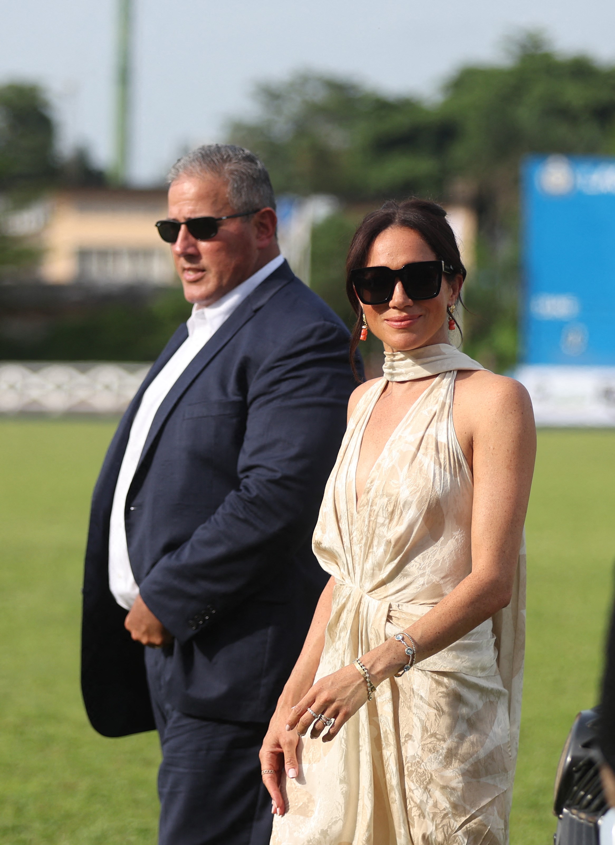 Todos os "looks" de Meghan na visita à Nigéria