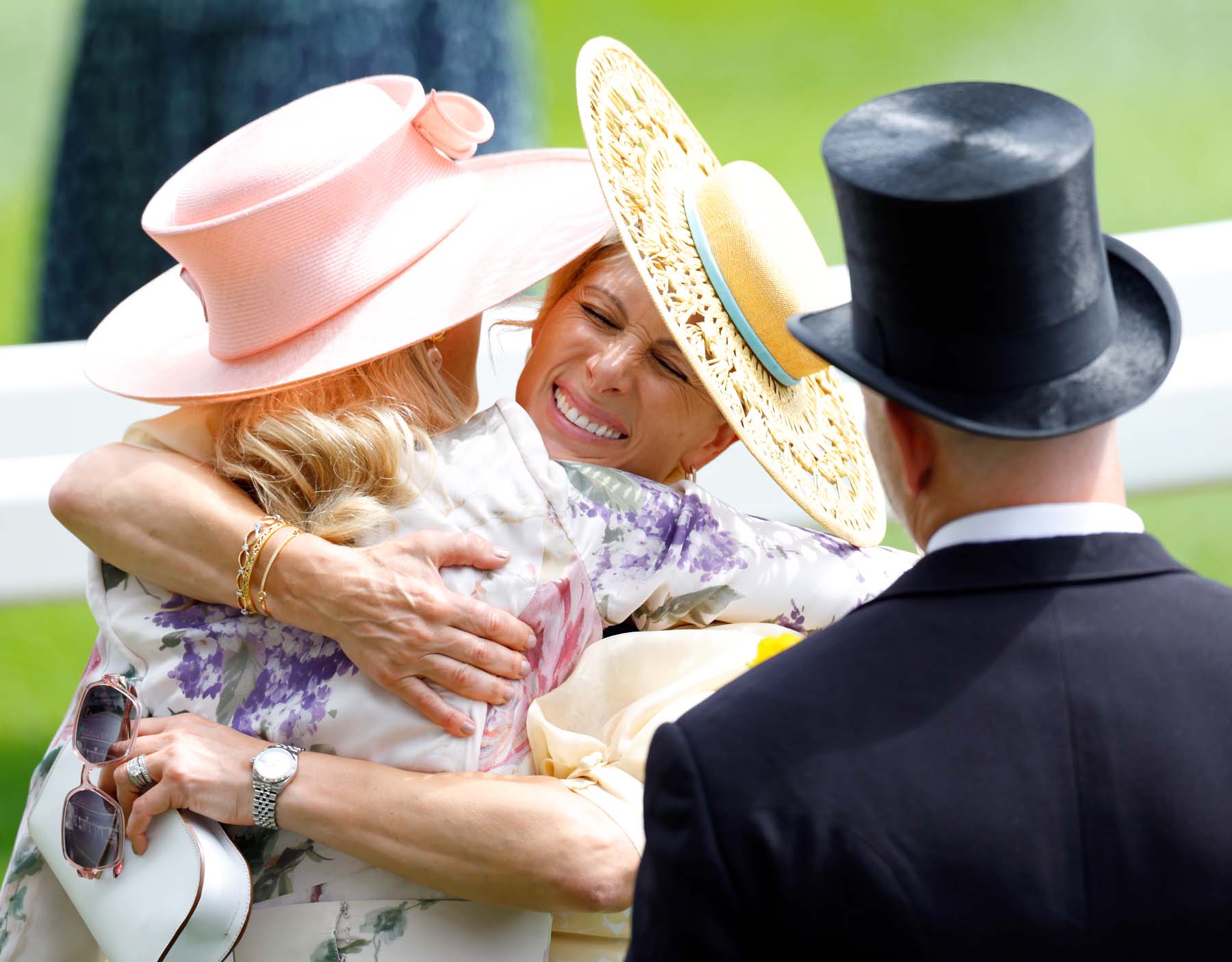 Quatro meses depois da morte trágica do marido, lady Gabriella Windsor reaparece em Ascot
