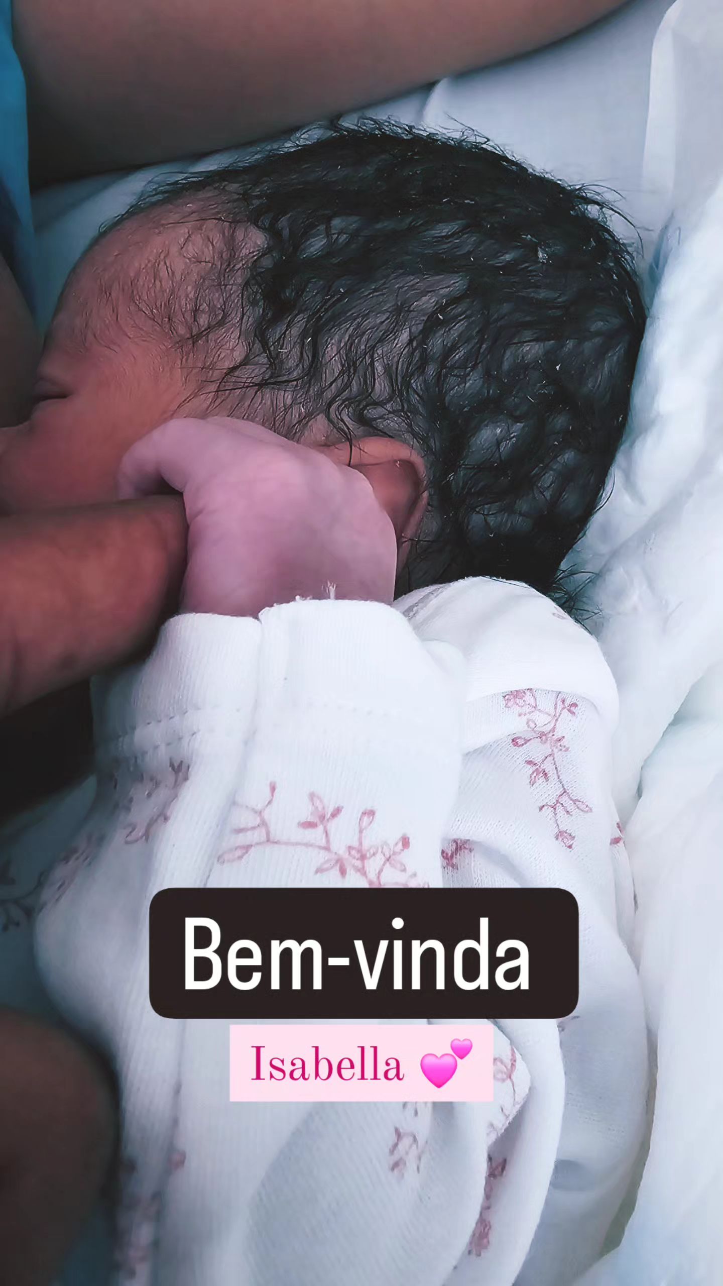 Já nasceu Isabella, a primeira fiha de Nelson Évora