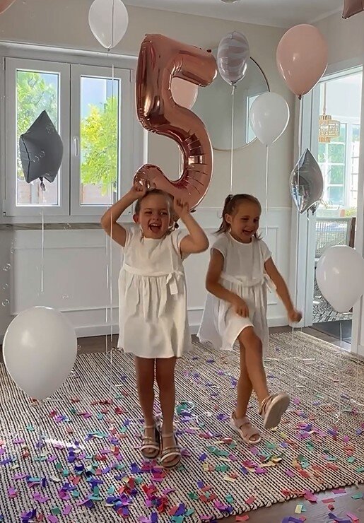  Helena Costa celebra 5.&ordm; anivers&aacute;rio das g&eacute;meas