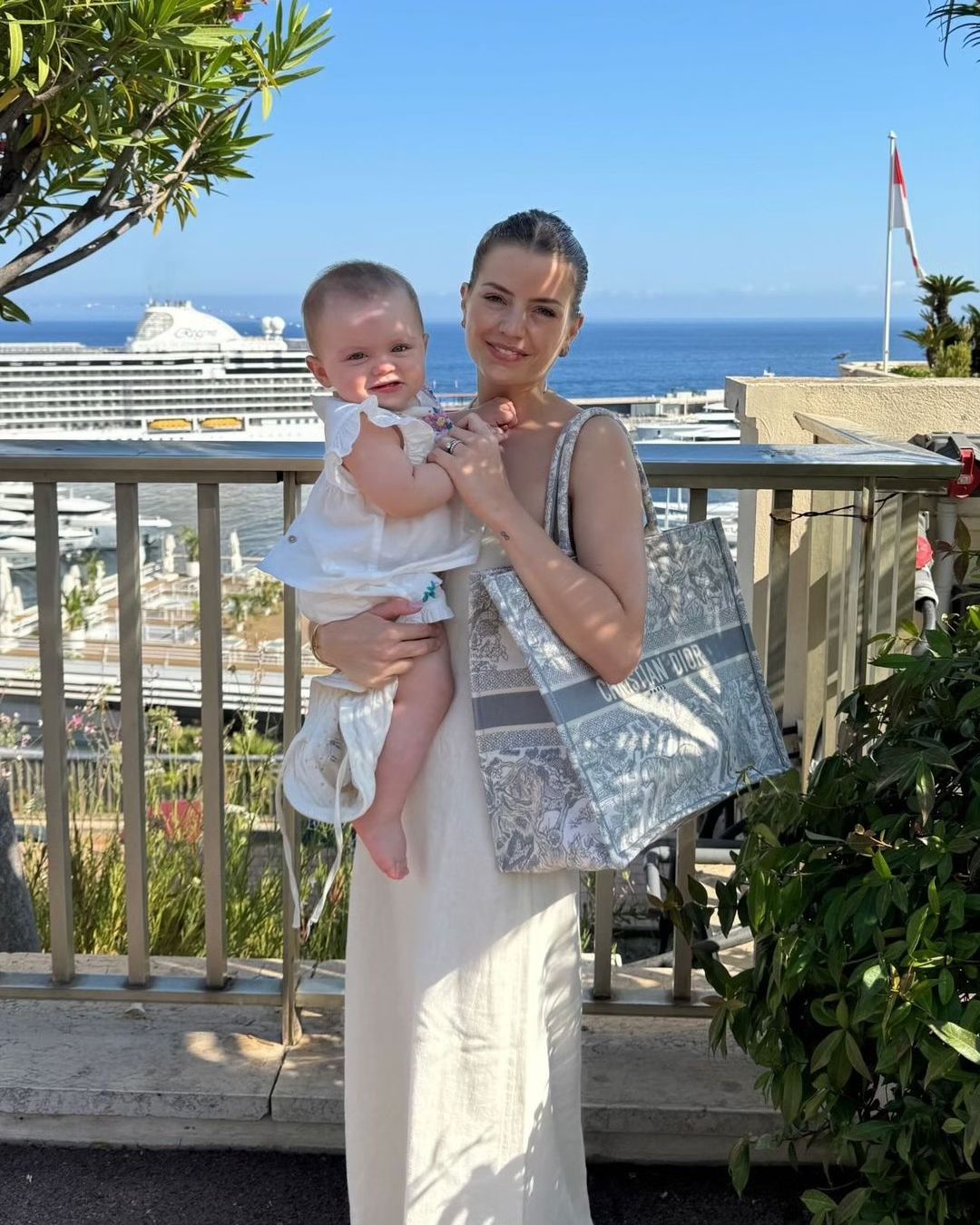 Bernardo Silva e In&ecirc;s Degener Tomaz de f&eacute;rias em Monte Carlo