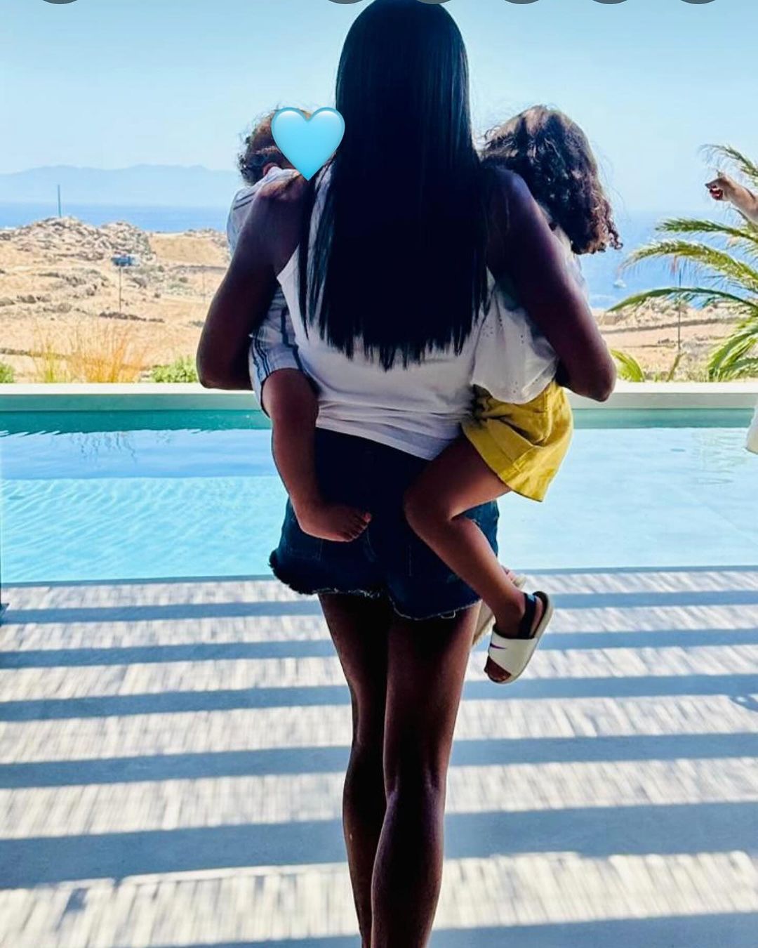 Naomi Campbell numa rara foto com os filhos: "Aben&ccedil;oada"
