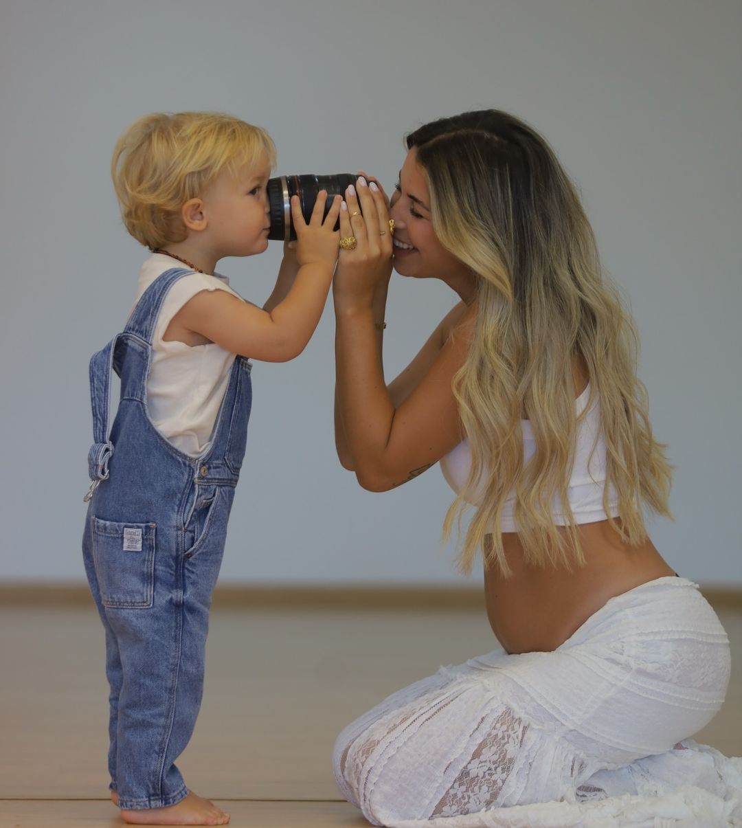 Patrícia Palhares partilha novas fotos da gravidez e sem João Palhinha