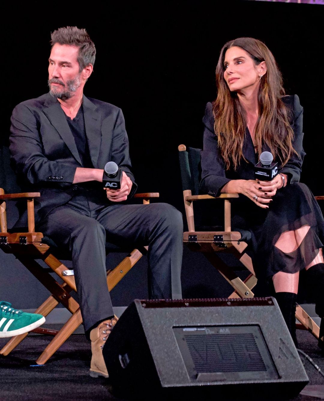 Sandra Bullock e Keanu Reeves juntos para celebrar o 30.º aniversário de "Speed"