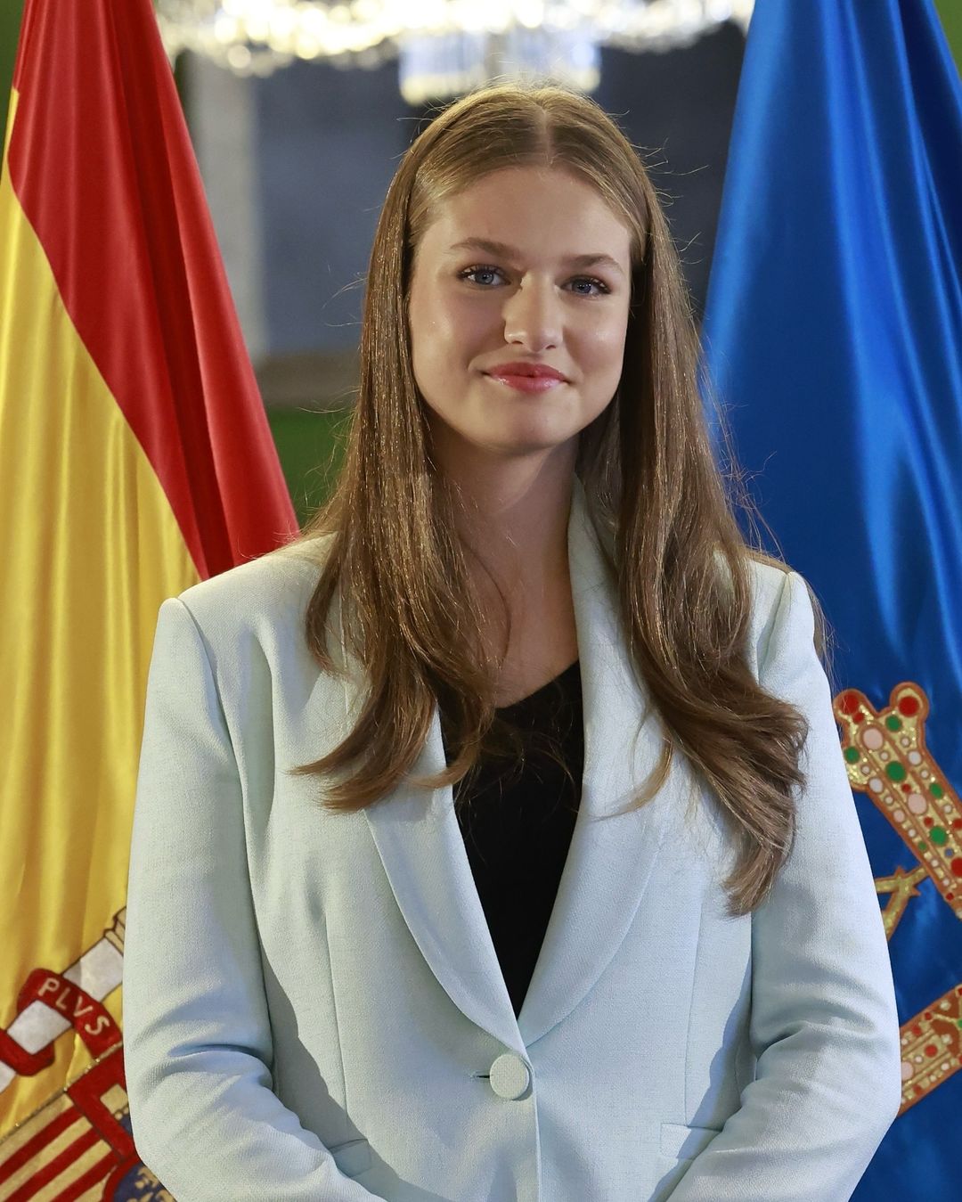 Em Oviedo, a princesa Leonor dedica distinção à mãe e à avó materna, a jornalista Menchu Álvarez del Valle