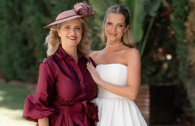 Júlia Palha ao lado da mãe em seu casamento - Foto: Instagram